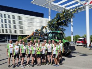 URC beim Maibaumfest Refierungsviertel - 20250429_153945